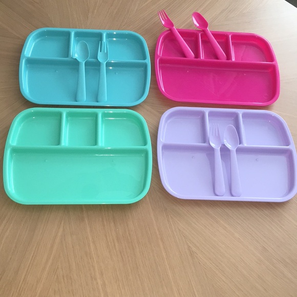 Kids Sectional Platters (4) with Utensils! - Picture 1 of 5
